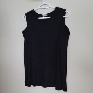 ✨️Kim&Co Elegant Off-the-Shoulder Black Sweater – Glitter Detail ✨